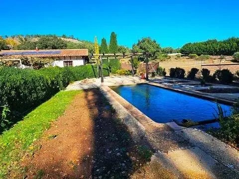 Casa rústica en Cortelazor