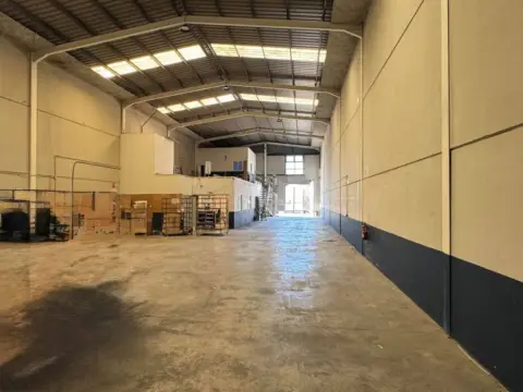Nave industrial en Recinto Ferial-Circunvalación-La Vega