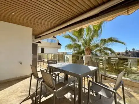 Piso en Castillo de la Duquesa