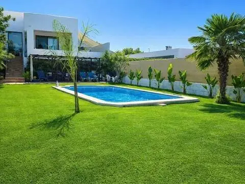 Chalet en Colonia San Miguel-Los Pinos