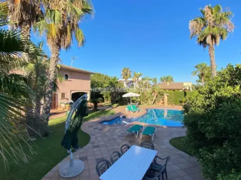 Chalet en Campos