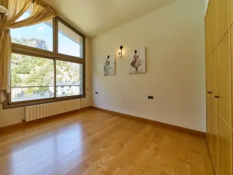 3-bedroom penthouse for sale in Escaldes-Engordany · 48 of 60