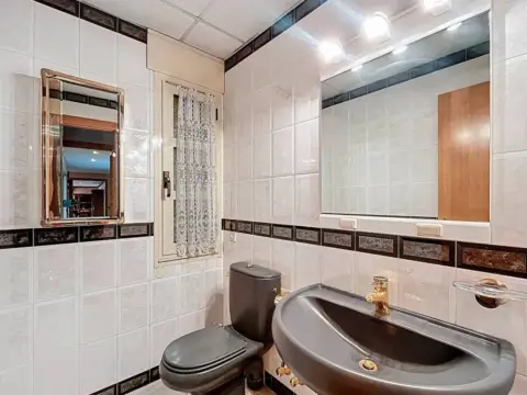 9-bedroom chalet for sale in Escaldes-Engordany · 16 of 60