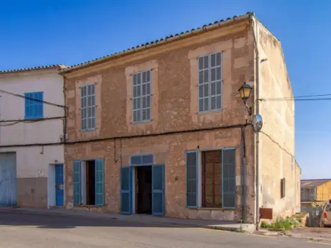 Casa rústica en Carrer Ciutat