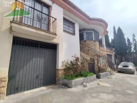 Casa adosada en calle del Molino Bajo