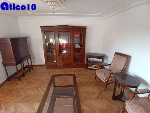 Casa adosada en La Manjoya-Parroquias Sur