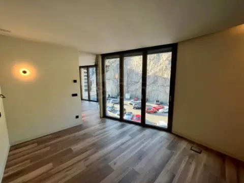 Pis de 2 habitacions en venda a Andorra la Vella · 11 de 60