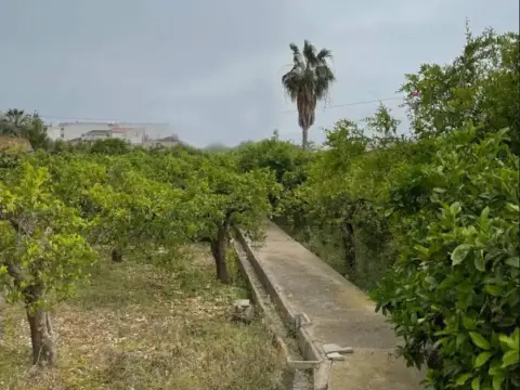 Casa rústica en calle Mayor en Puebla de Soto