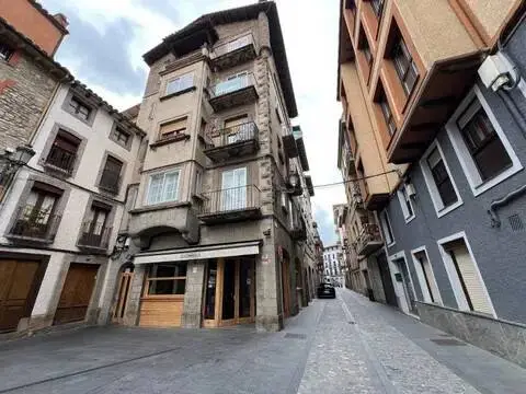 Piso en calle de Sancho Ramírez