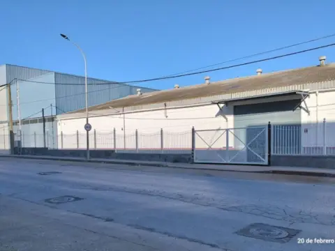 Nave industrial en La Hacienda-Nueva Andalucía