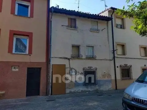 Casa adosada en Casalarreina