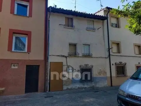 Casa adosada en Casalarreina