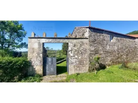 Casa en Silleda (Casco Urbano)