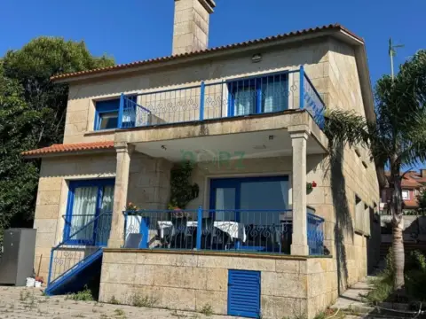 Chalet en Noalla (Santo Estevo)