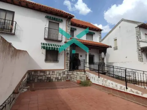 Chalet en Orgaz