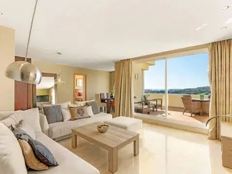 Piso en Avenida de Benahavís