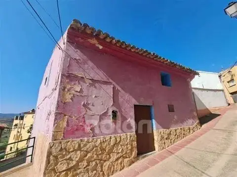 Casa adosada en Ariño