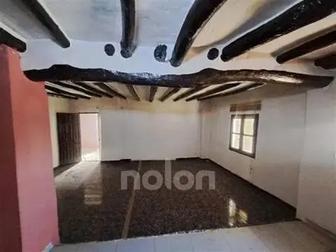 Casa adosada en Ariño