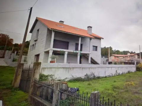 Chalet en Moreiras (Toén)