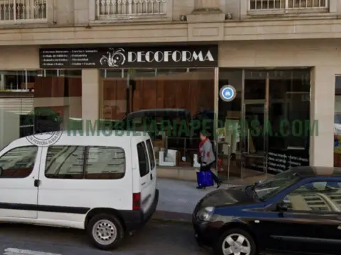 Local comercial en Fernández Ladreda-Ciudad de Piedra