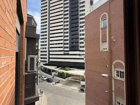 Piso en Valdeacederas