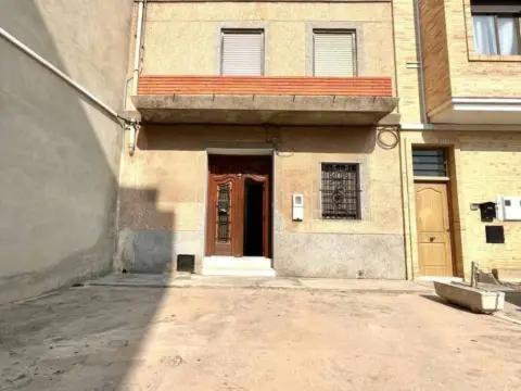 Casa adosada en Pinedo