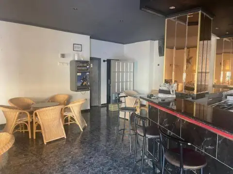 Local comercial en Dolores