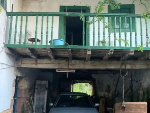 Casa en Los Corrales de Buelna