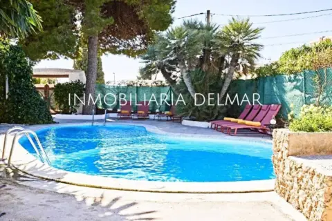 Casa en Carrer de Maria Villangómez