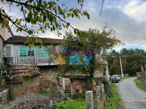 Casa adosada en A Barxa (Barbadás)