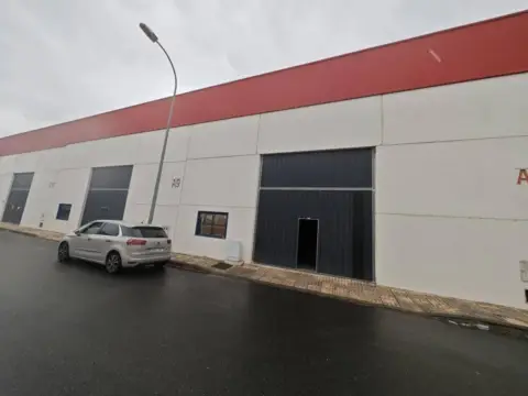 Nave industrial en Plasencia