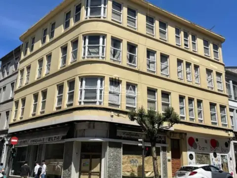 Edificio en Lugo Capital