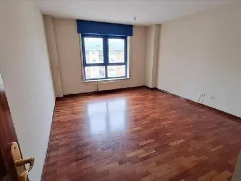 Piso en Labañou-Os Rosales