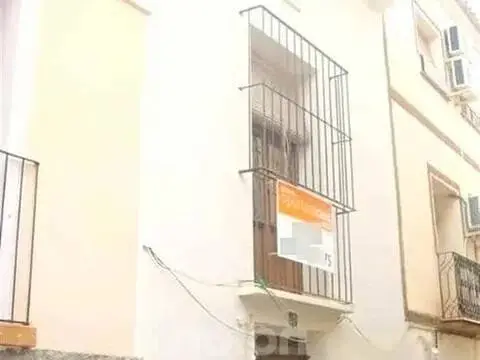 Casa adosada en calle de Doña Elvira