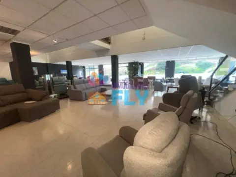 Nave industrial en Seoane (Coles)