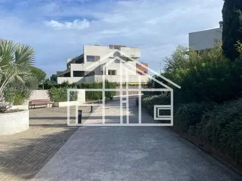 Casa en calle Vistahermosa, 8