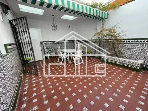 Chalet en calle de Valdés