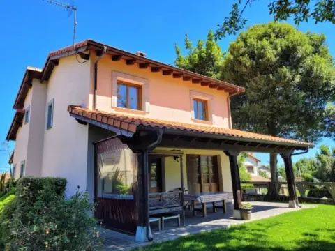Casa en Cardoso (Llanes)