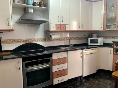 Casa adosada en Los Dolores-Los Gabatos-Hispanoamérica