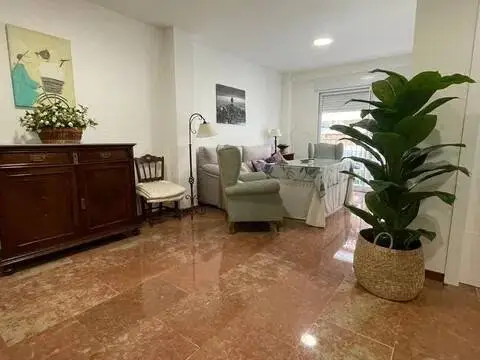 Piso en Ciudad Jardín-Zoco