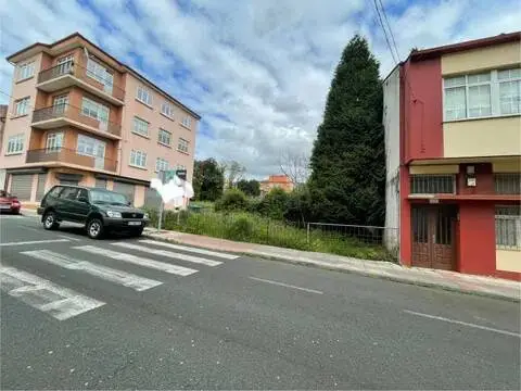 Terreno en Rúa la Irmandade
