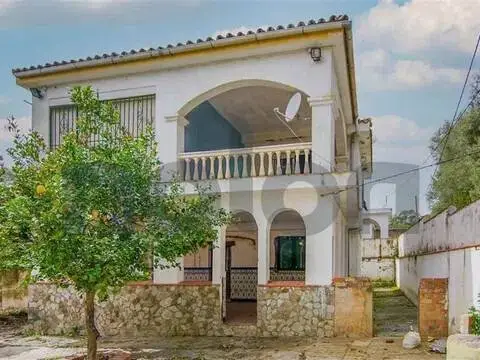 Chalet en Núcleo