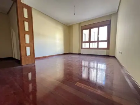 Piso en Pola de Siero