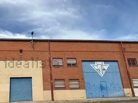 Nave industrial en Delicias-Prosperidad-Rollo-Puente Ladrillo