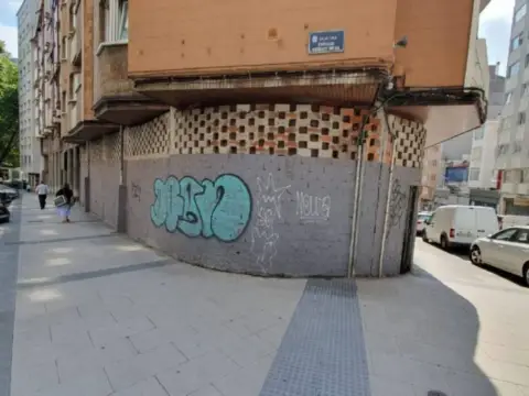Local comercial en Os Mallos-A Falperra