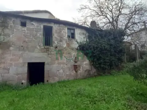 Casa en Leiro (Capital)