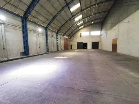 Nave industrial en Zona de la Estación-Bulevar