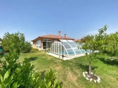 Chalet en calle Ágreda