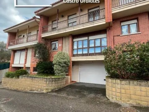 Chalet en Castro Urdiales
