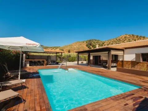 Casa rústica en Arroyo del Cerezo